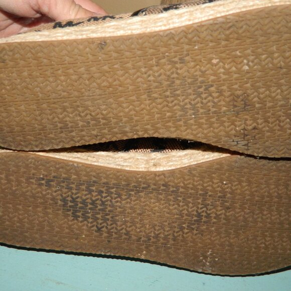 Michael Kors Signature Canvas Slip on Shoes Size 8.5M - Picture 5 of 7